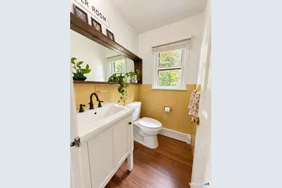 8 Blackberry Road, Trumbull, CT 06611 - Photo 15