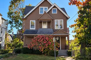 33 Mitchell Ave, Waterbury, CT 06710 - Photo 1