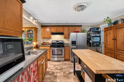 28 Eagle Street, Plymouth, CT 06786 - Photo 15