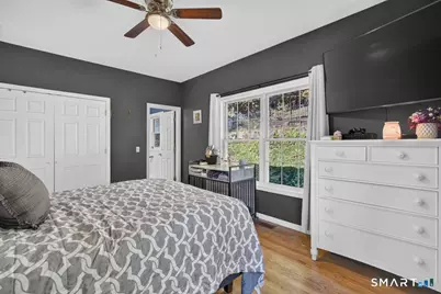35 Woodbridge Avenue, Ansonia, CT 06401 - Photo 17