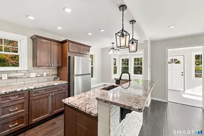 60 Shore Drive, Meriden, CT 06451 - Photo 7