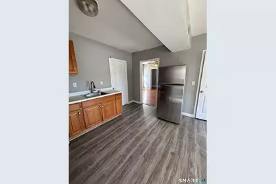 105 High Street #Second Floor, Ansonia, CT 06401 - Photo 5