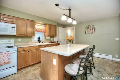 184 Derby Avenue, Derby, CT 06418 - Photo 7