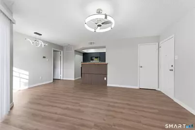 87 Leafwood Lane #233, Groton, CT 06340 - Photo 5