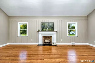 335 Arnold Ln, Orange, CT 06477 - Photo 11