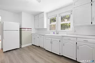 27 Roberts Ln, Ridgefield, CT 06877 - Photo 9