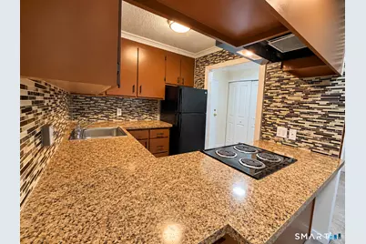 163 South Street #30, Danbury, CT 06810 - Photo 1