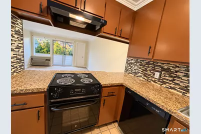 163 South Street #30, Danbury, CT 06810 - Photo 3