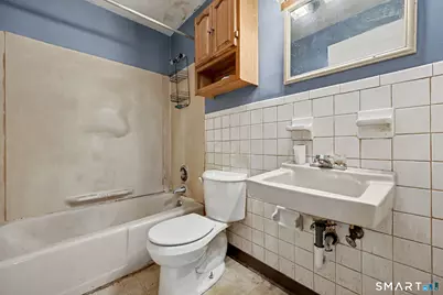 627 Millville Avenue #9-4, Naugatuck, CT 06770 - Photo 17