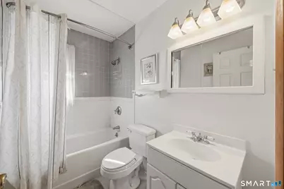 102 Grande Road, East Hartford, CT 06118 - Photo 15