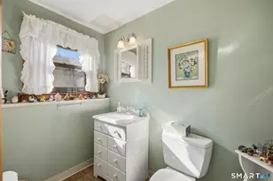 102 Grande Rd, East Hartford, CT 06118 - Photo 25