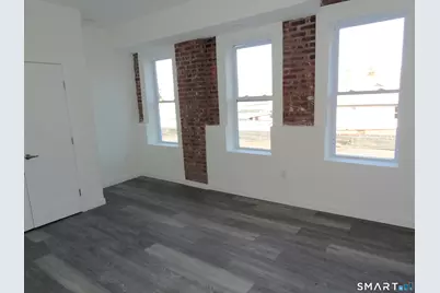 2806 Fairfield Avenue #101, Bridgeport, CT 06605 - Photo 9