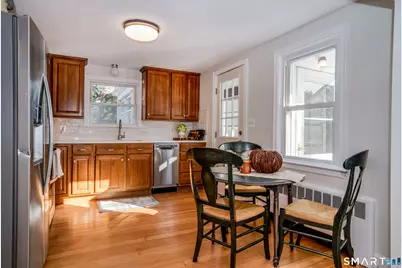 16 Kenlock Street, Newington, CT 06111 - Photo 7