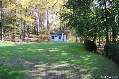 18 Topfield Road, Danbury, CT 06811 - Photo 7