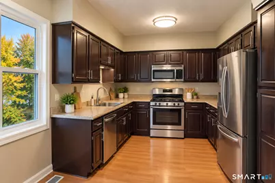 672 Woodward Avenue #672, New Haven, CT 06512 - Photo 5