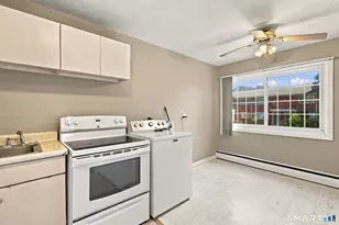 444 Middle Turnpike W, Manchester, CT 06040 - Photo 11