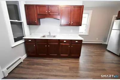 16 Crown Street, Bristol, CT 06010 - Photo 3