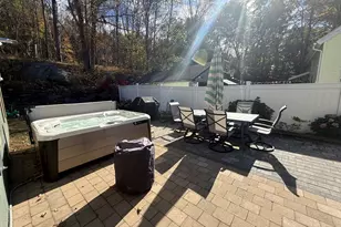 91 Riverside Dr, Thompson, CT 06277 - Photo 9