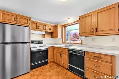 260 Nicholson Street, Newington, CT 06111 - Photo 9