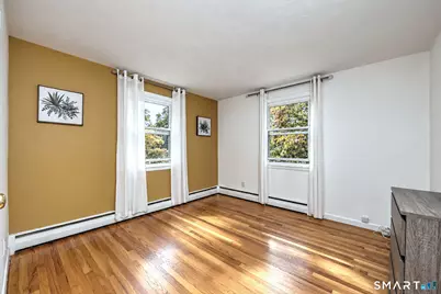 109 Saint Charles Avenue, Stamford, CT 06907 - Photo 25