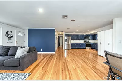 109 Saint Charles Avenue, Stamford, CT 06907 - Photo 19