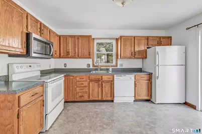 26 Dana Avenue, Shelton, CT 06484 - Photo 9