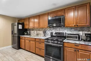 24 High St, West Haven, CT 06516 - Photo 9