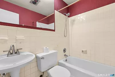 55 Bartlett Lane, Stamford, CT 06903 - Photo 13