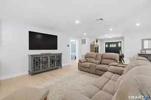 121 Aunt Hack Rd, Danbury, CT 06811 - Photo 11