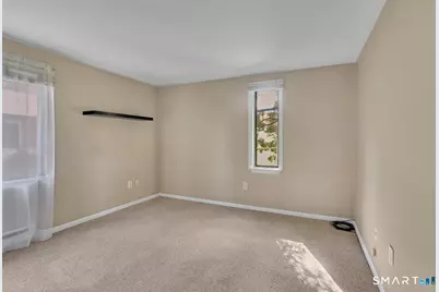 27 Burgundy Hill Lane #27, Middletown, CT 06457 - Photo 11