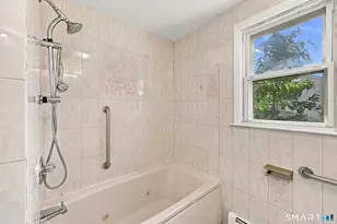 1121 Tolland St, East Hartford, CT 06108 - Photo 27