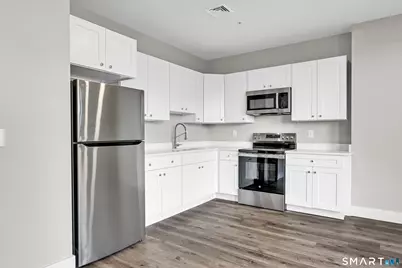 1 West Main Street #4D, Meriden, CT 06451 - Photo 5