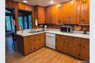 [Address not provided], Groton, CT 06340 - Photo 11