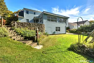 18 Ta'Agan Point Rd, Danbury, CT 06811 - Photo 33