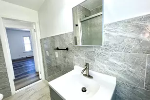 181 Easton Ave, Waterbury, CT 06704 - Photo 17