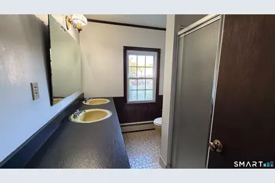 21 Sunset Road, East Haven, CT 06512 - Photo 11