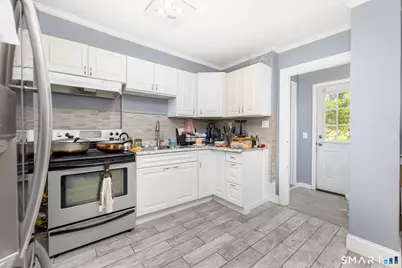 815 New Britain Avenue, Hartford, CT 06106 - Photo 9