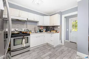 815 New Britain Ave, Hartford, CT 06106 - Photo 9
