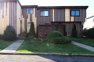 150 Webster Ct, Newington, CT 06111 - Photo 1
