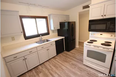 150 Webster Court, Newington, CT 06111 - Photo 11