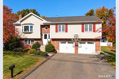 9 Lawrence Street, Woodbridge, CT 06525 - Photo 1