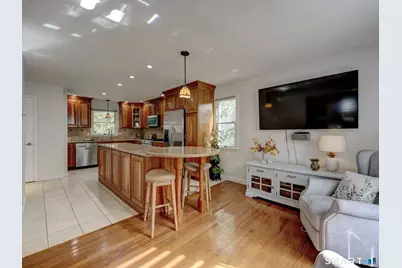 98 St James Street, West Hartford, CT 06119 - Photo 11