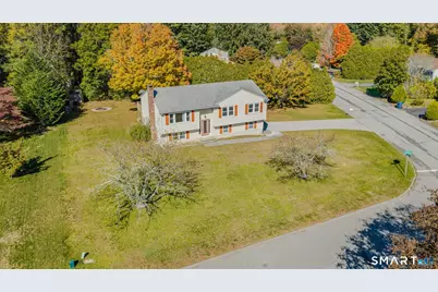 2 Wallace Street, Waterford, CT 06385 - Photo 1