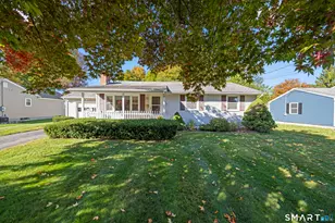 128 Bel-Aire Cir, Windsor Locks, CT 06096 - Photo 1