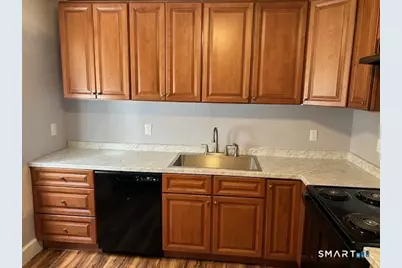 215 Sherman Avenue, Hamden, CT 06518 - Photo 9
