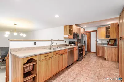 7 Colony Road, Seymour, CT 06483 - Photo 11