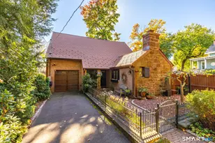 195 Fern St, West Hartford, CT 06119 - Photo 1