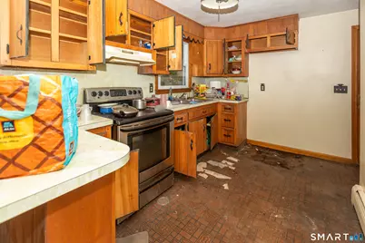 661 Allen Avenue, Meriden, CT 06451 - Photo 11