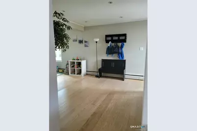 534 Fern Street, West Hartford, CT 06107 - Photo 5