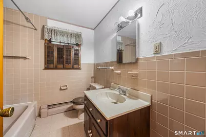 24 Diamond Avenue, Bethel, CT 06801 - Photo 15